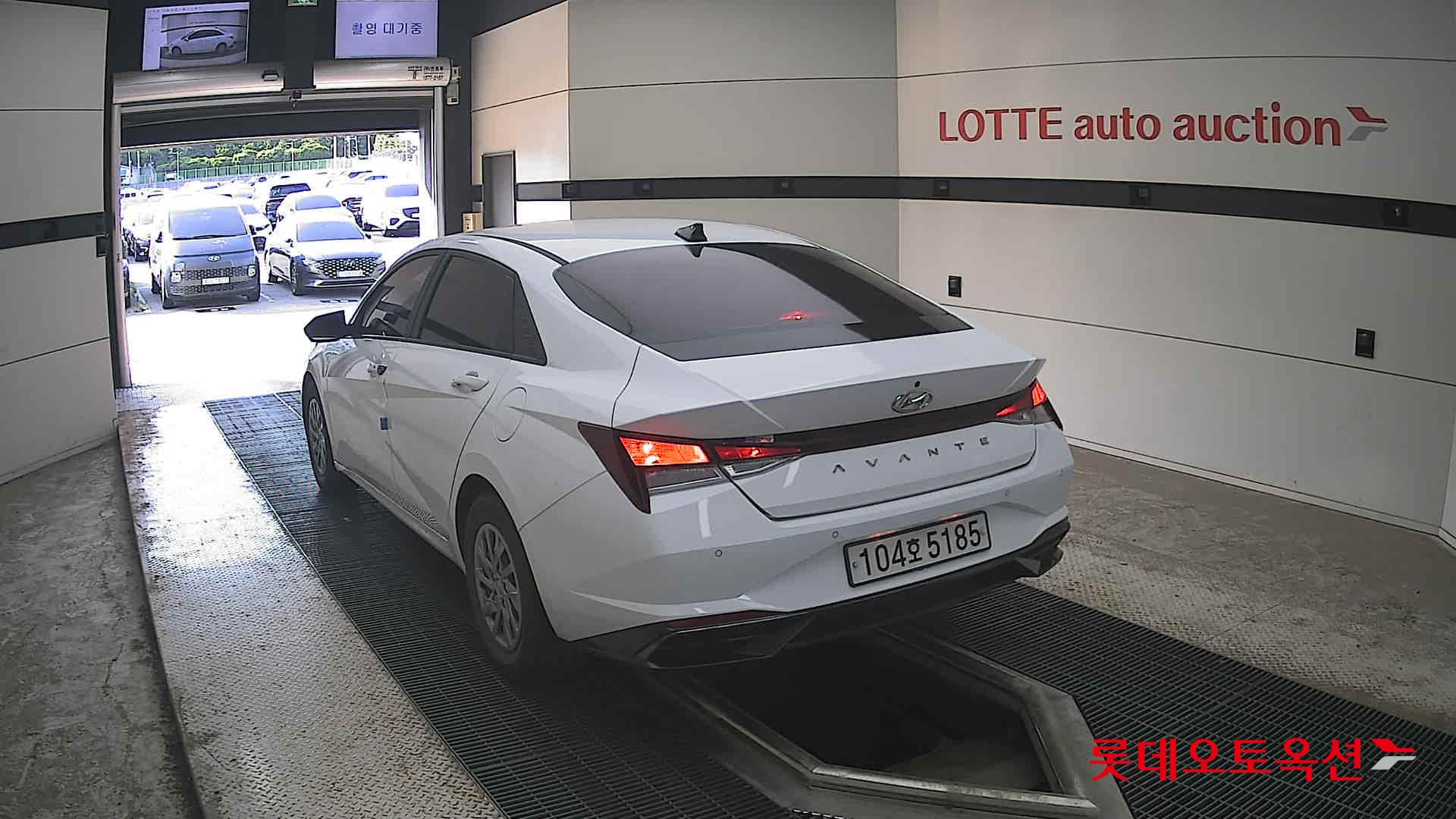2021 - hyundai avante