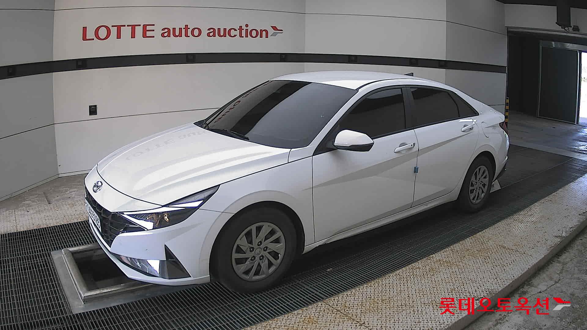 2021 - hyundai avante
