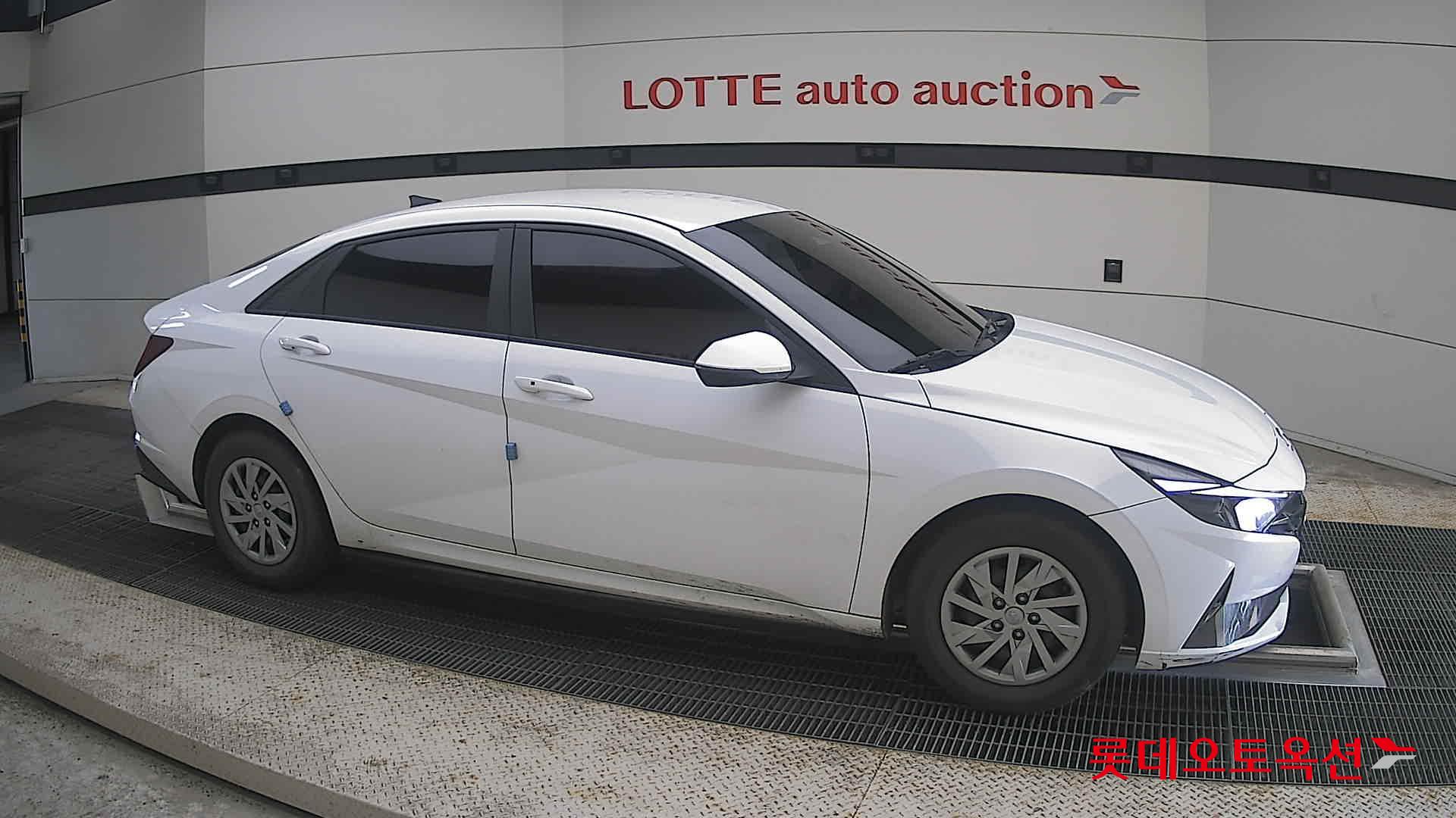 2021 - hyundai avante