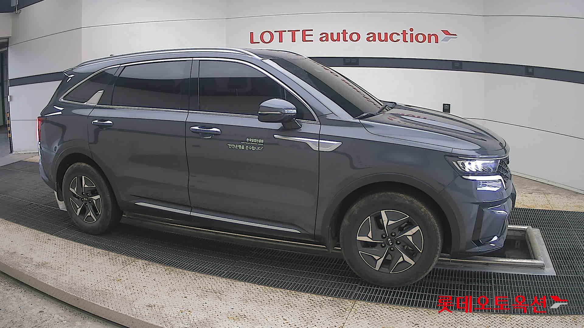 2021 - kia sorento