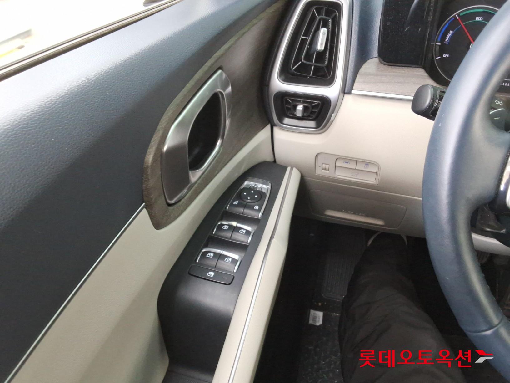 2021 - kia sorento