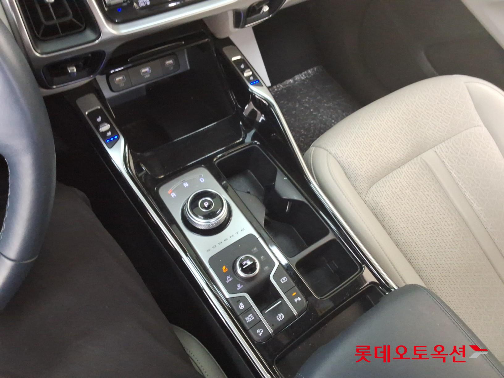 2021 - kia sorento