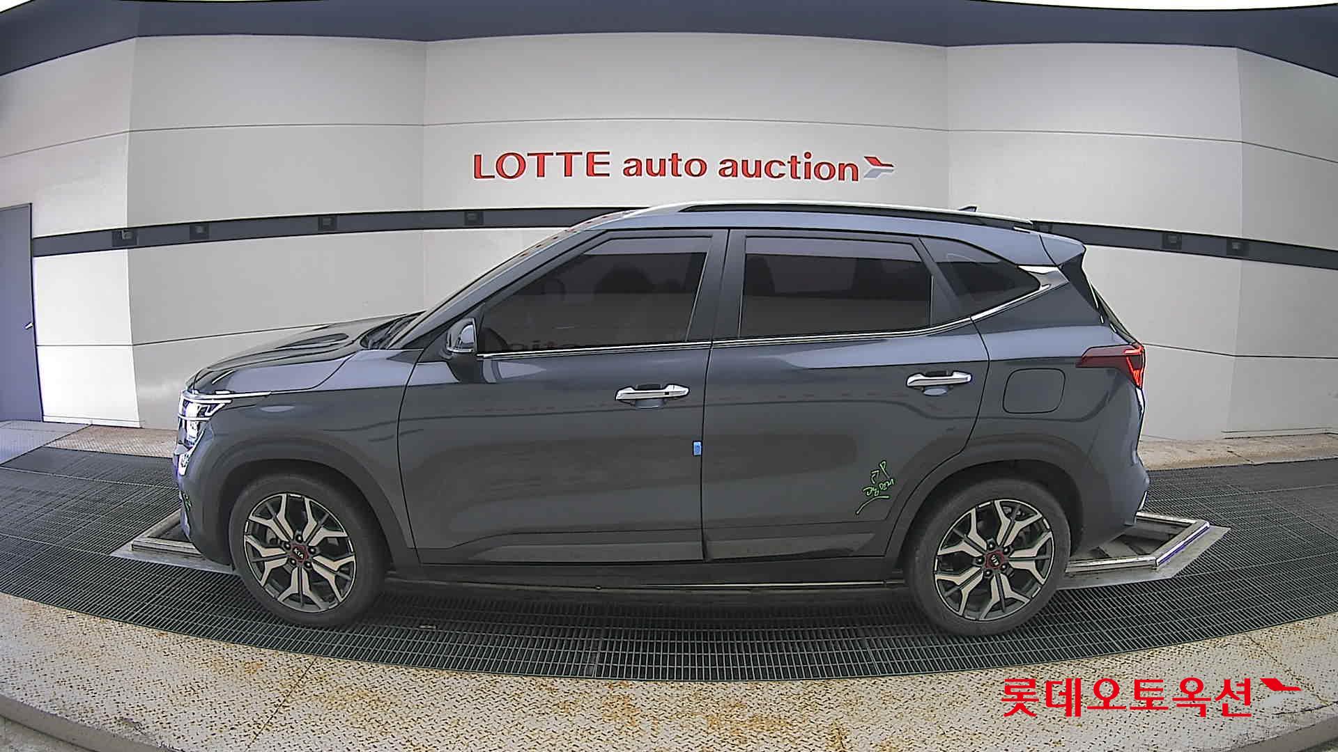 2020 - kia seltos