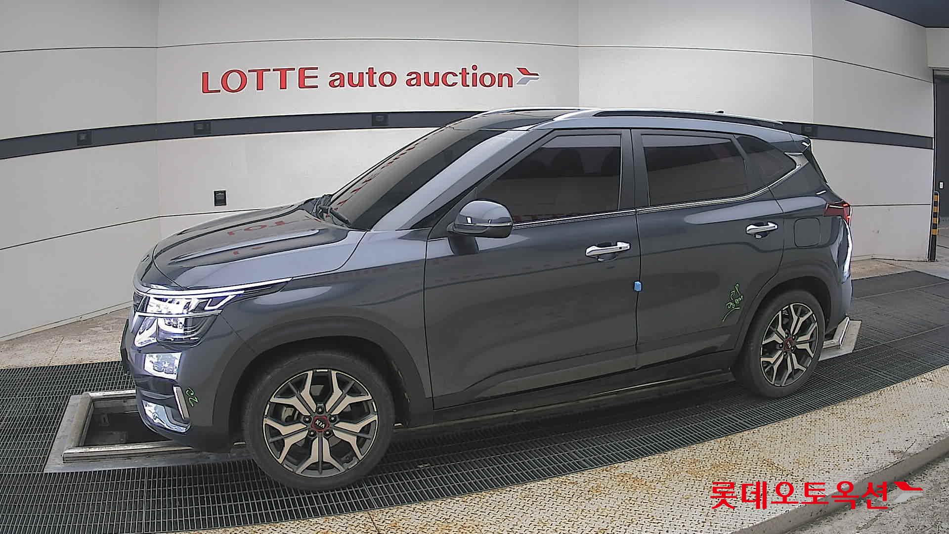 2020 - kia seltos
