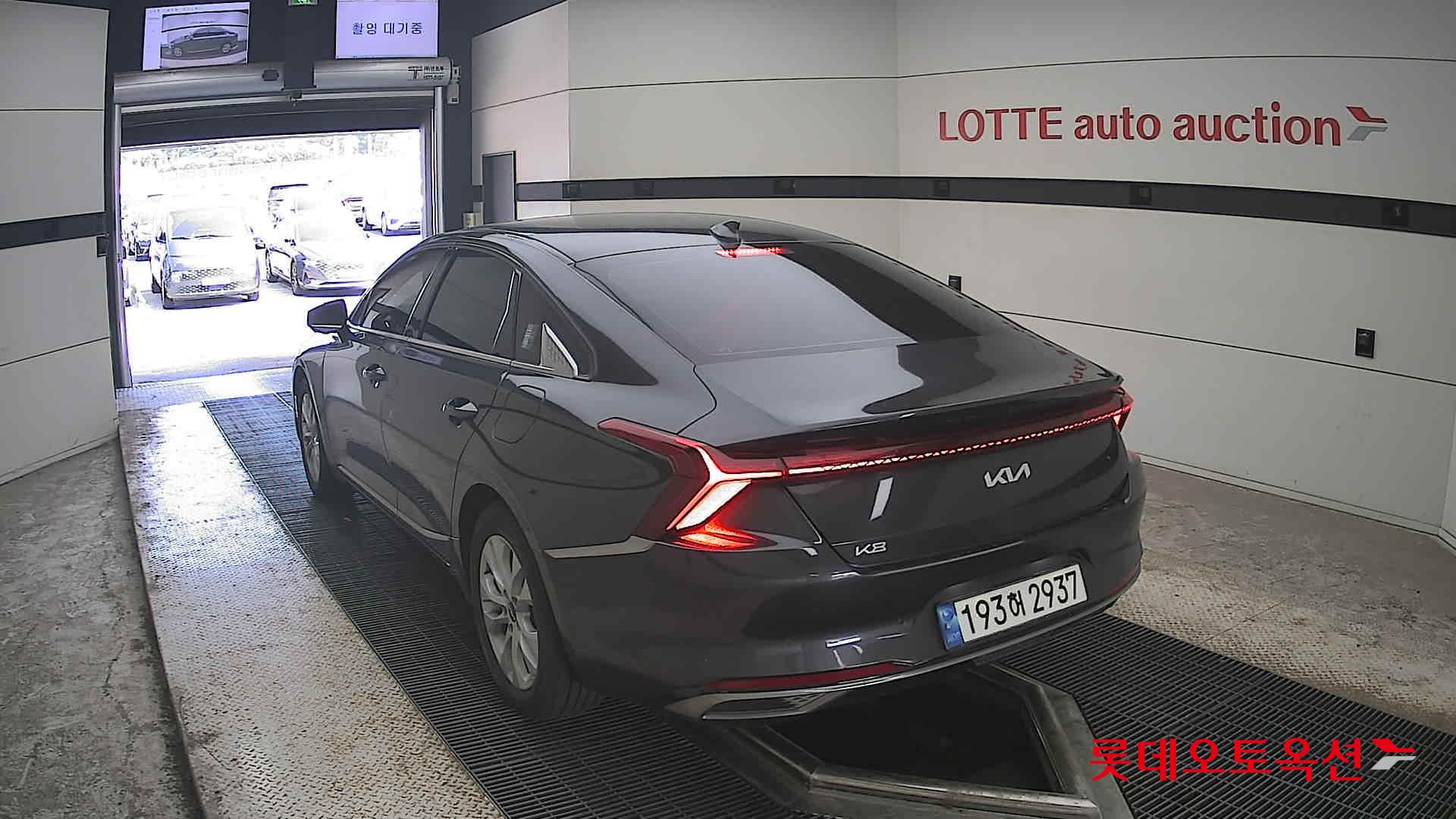 2022 - kia k8