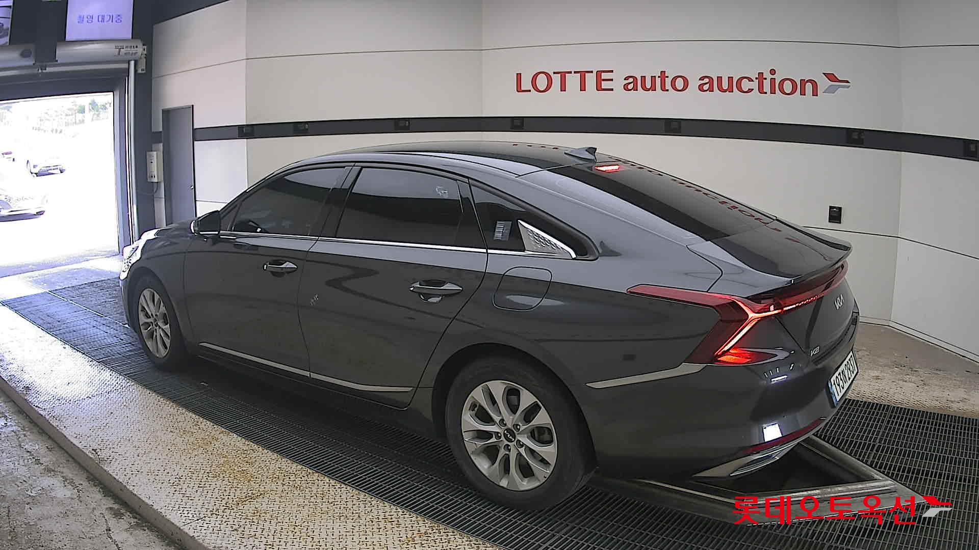 2022 - kia k8