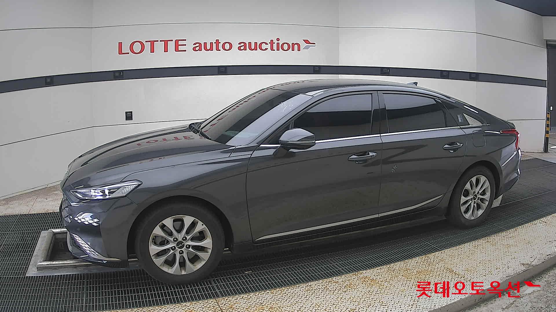 2022 - kia k8