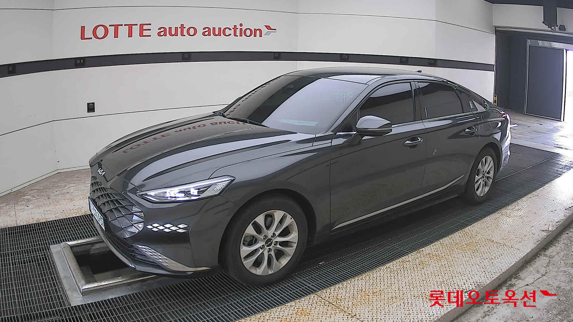 2022 - kia k8