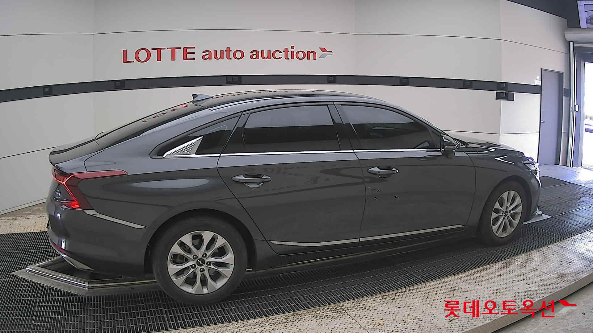 2022 - kia k8