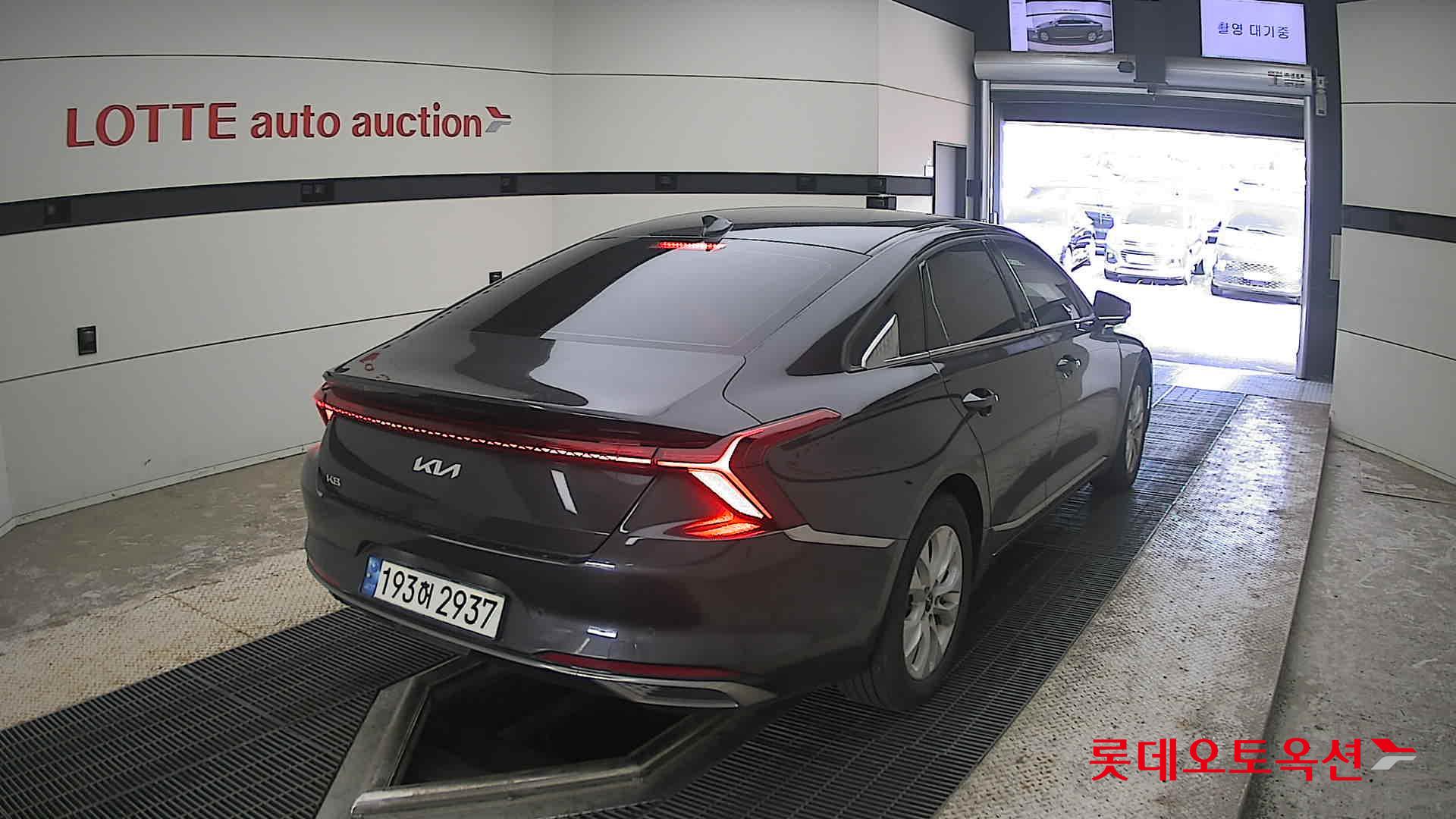 2022 - kia k8