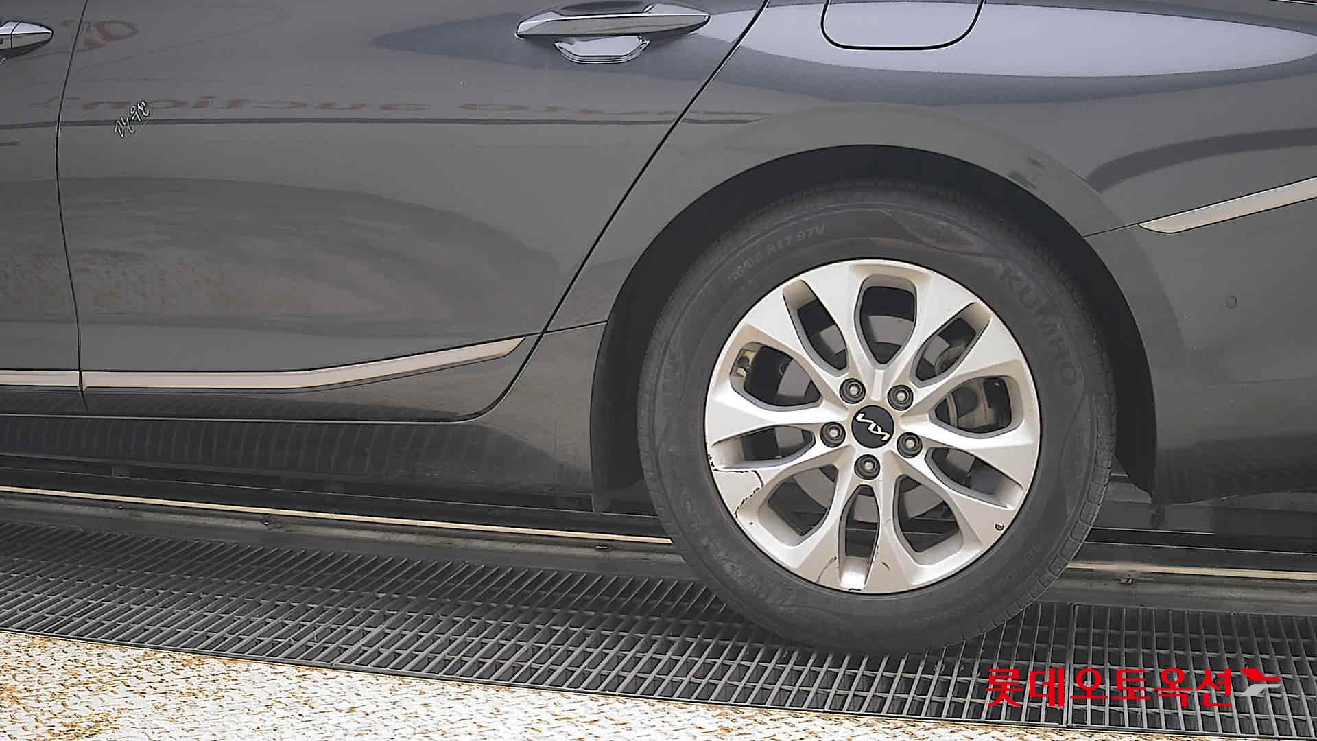 2022 - kia k8
