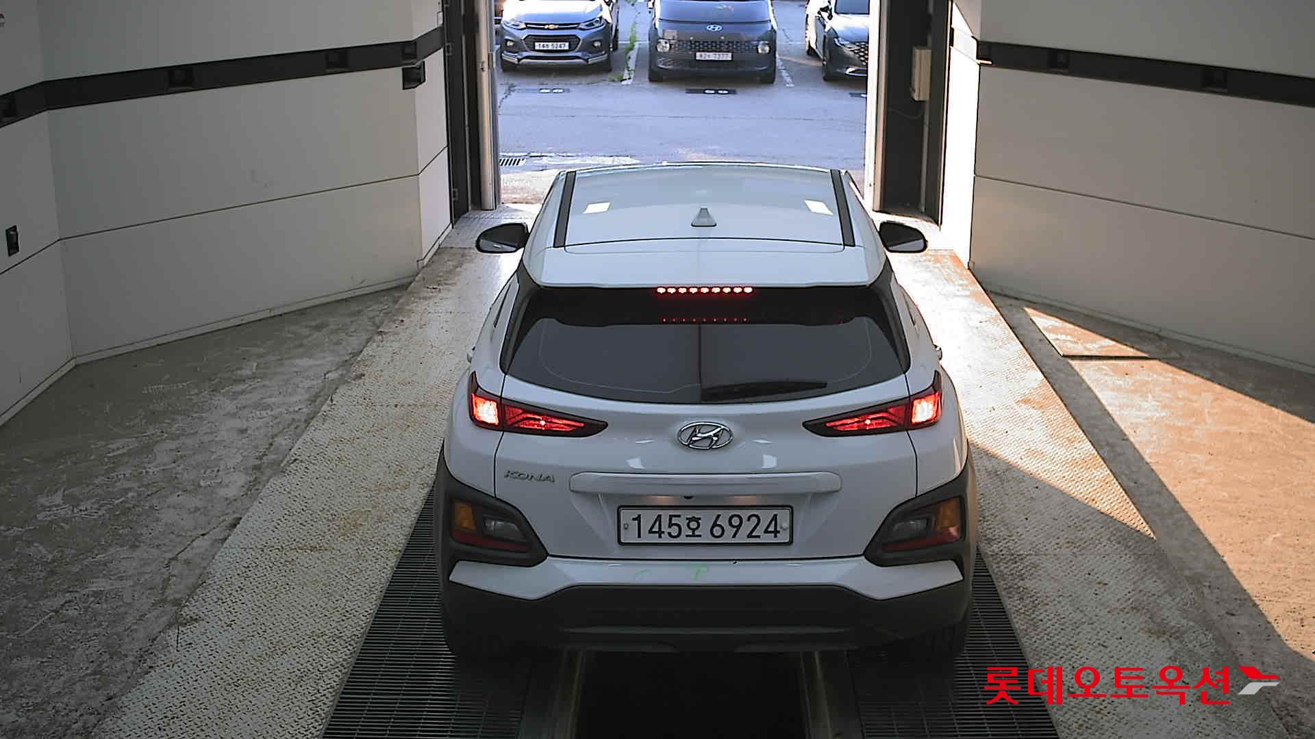 2020 - hyundai kona