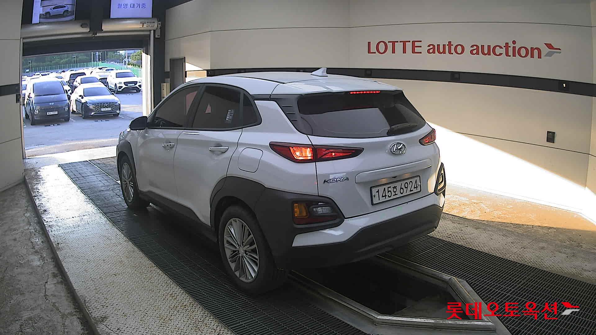 2020 - hyundai kona