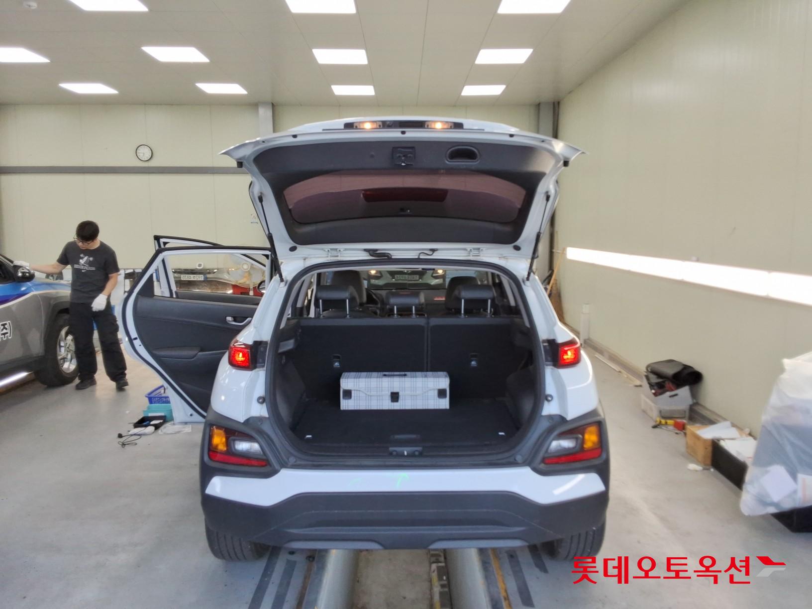 2020 - hyundai kona