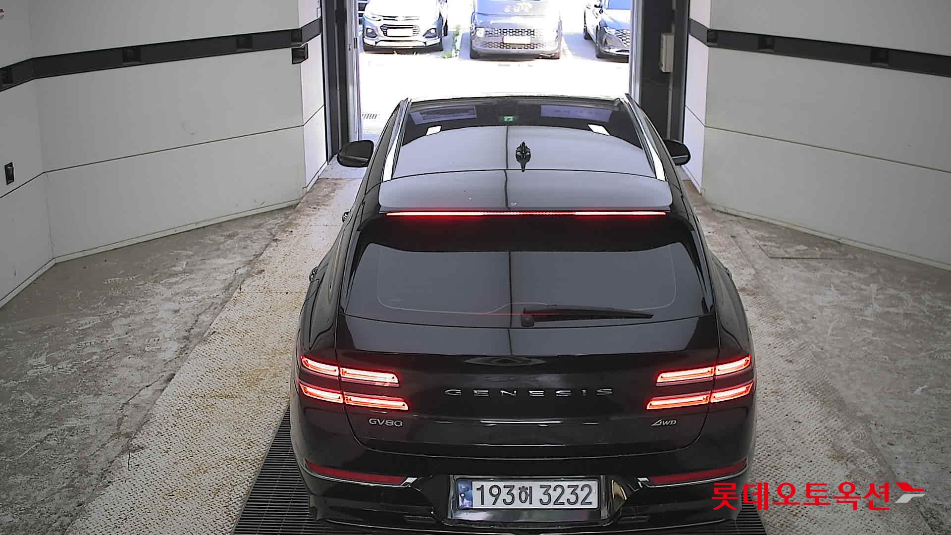 2022 - genesis gv80