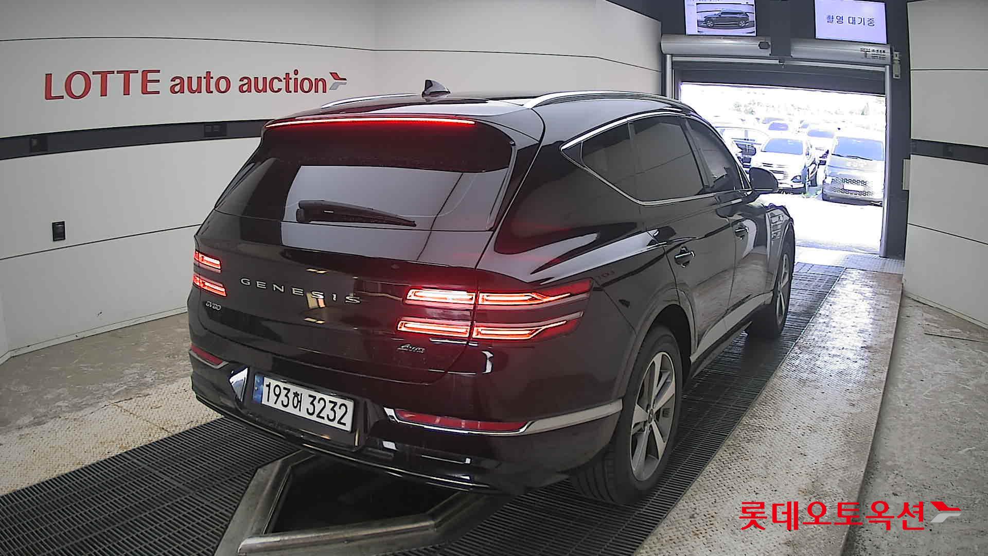 2022 - genesis gv80