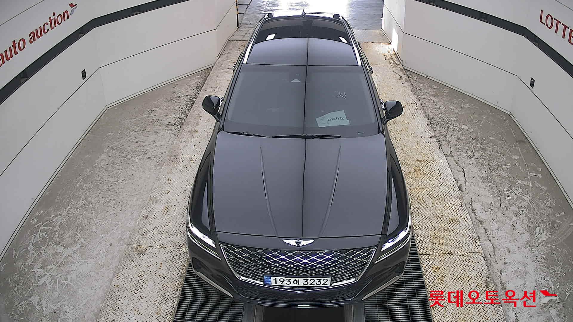 2022 - genesis gv80