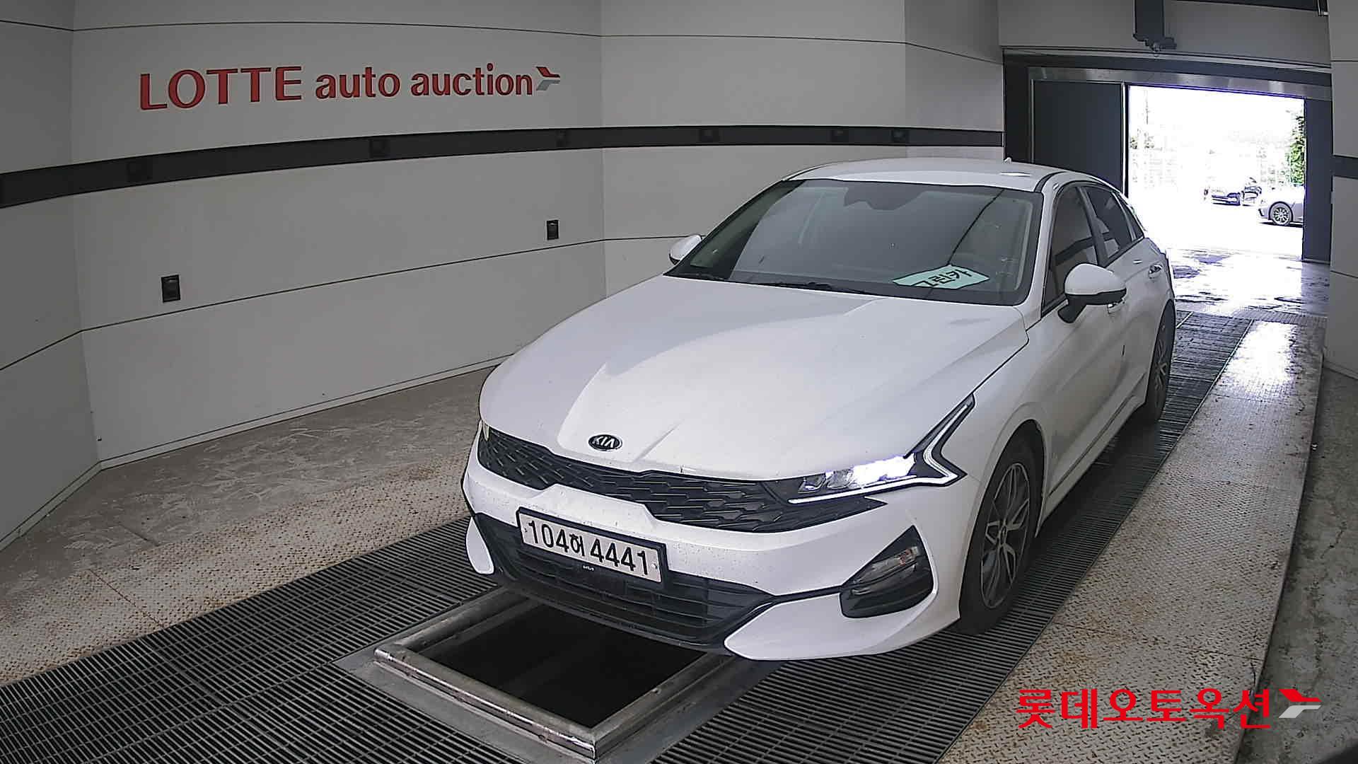 2020 - kia k5