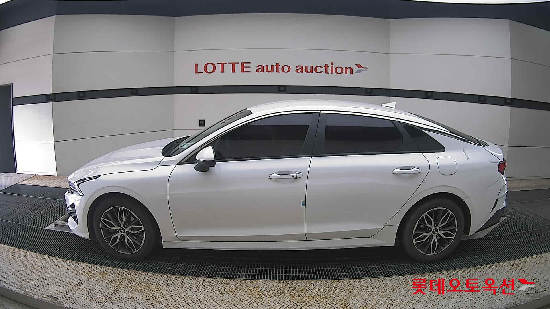 2020 - kia k5