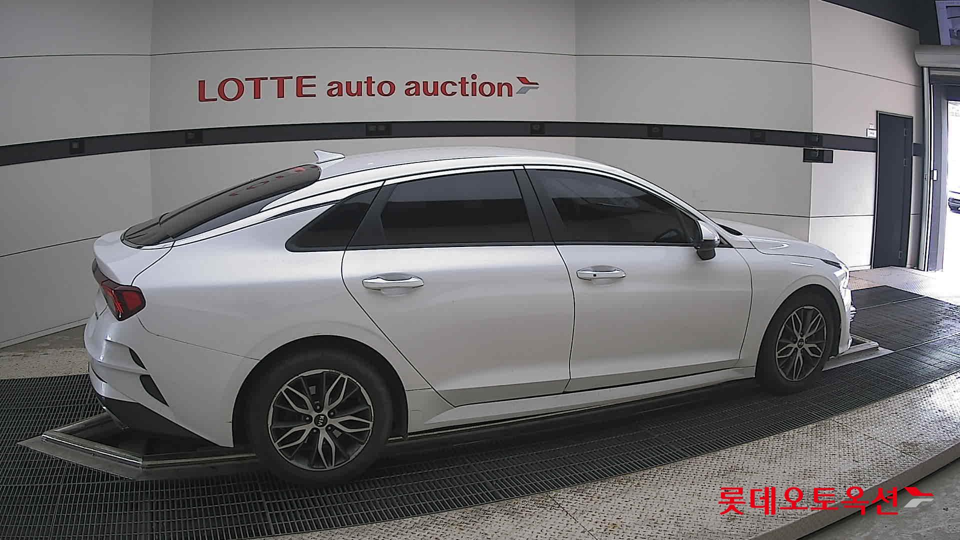 2020 - kia k5