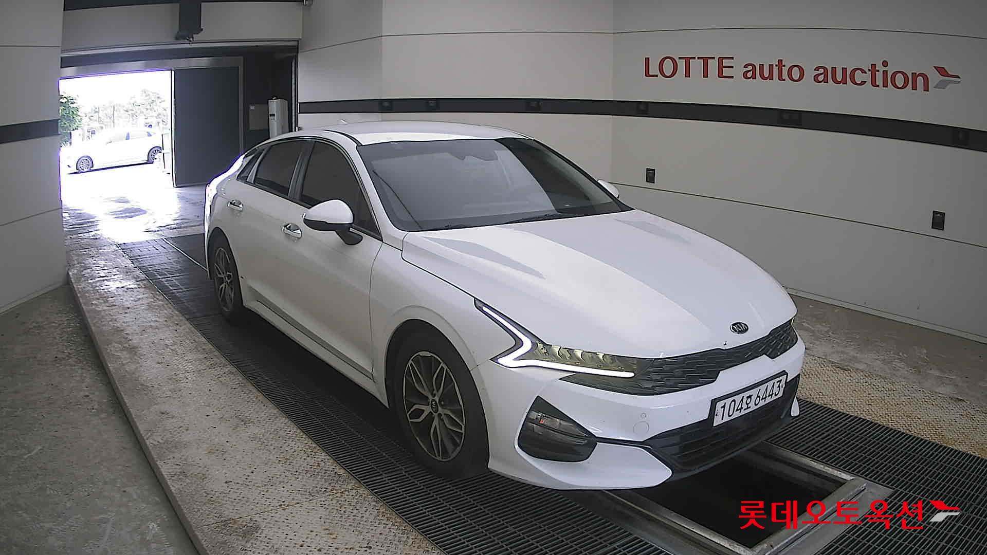 2020 - kia k5