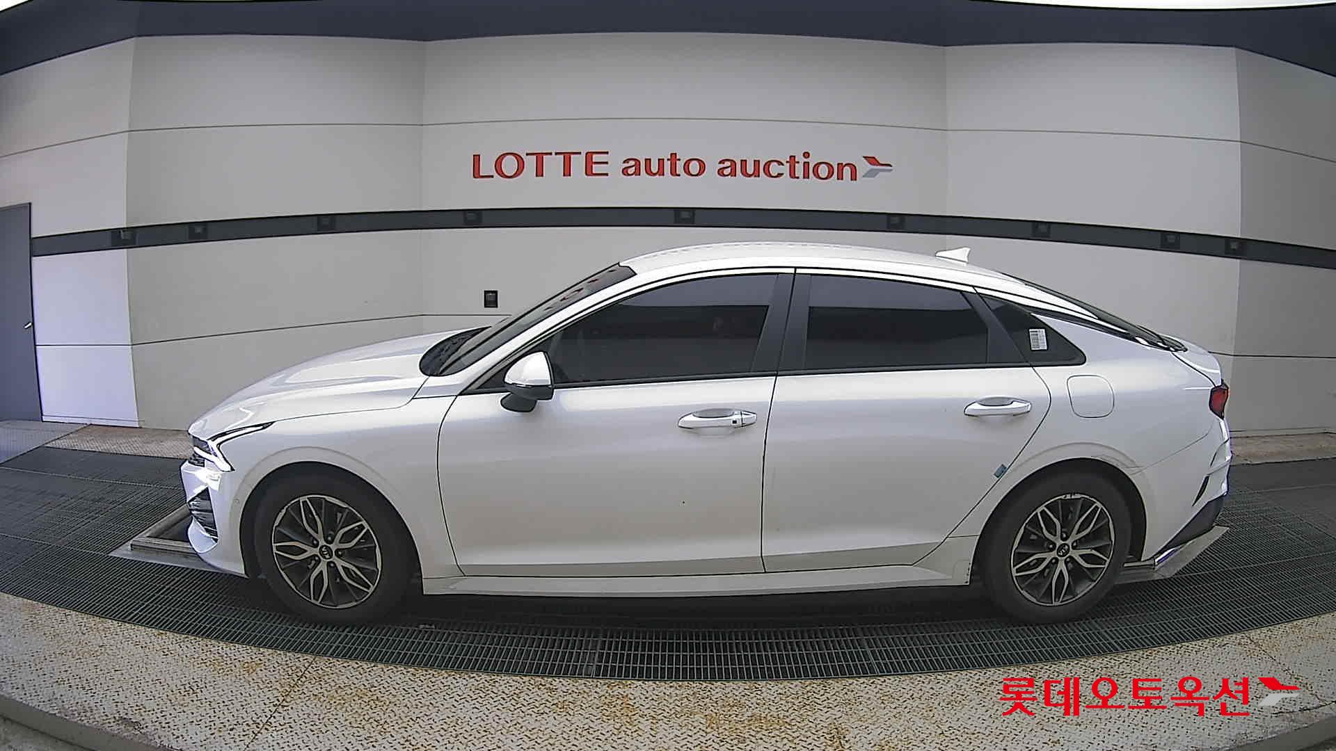 2020 - kia k5