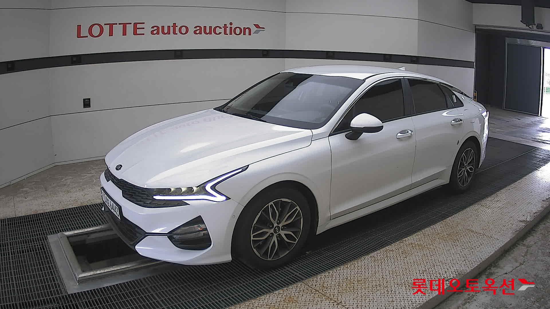 2020 - kia k5