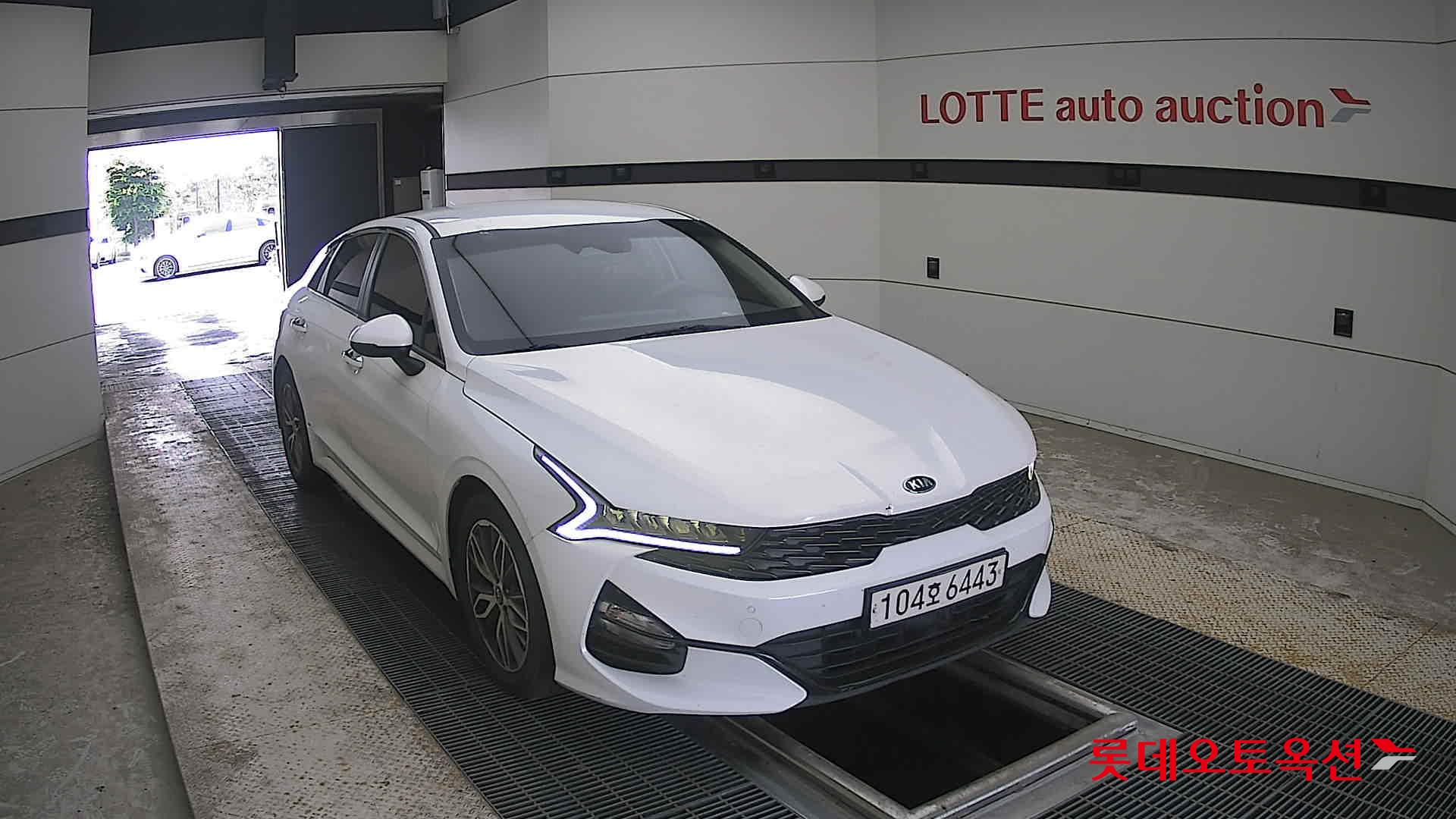 2020 - kia k5