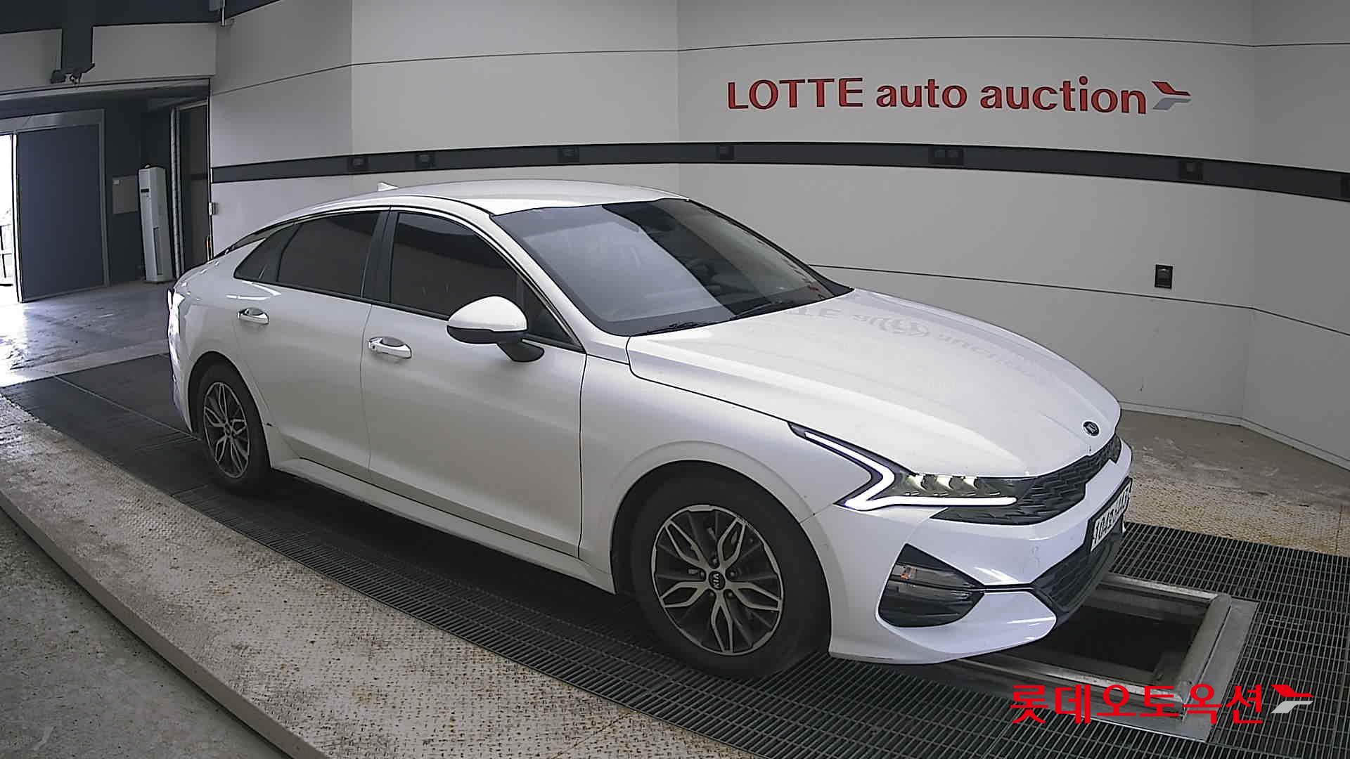 2020 - kia k5
