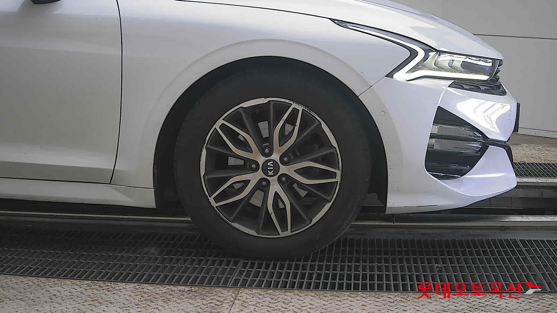 2020 - kia k5