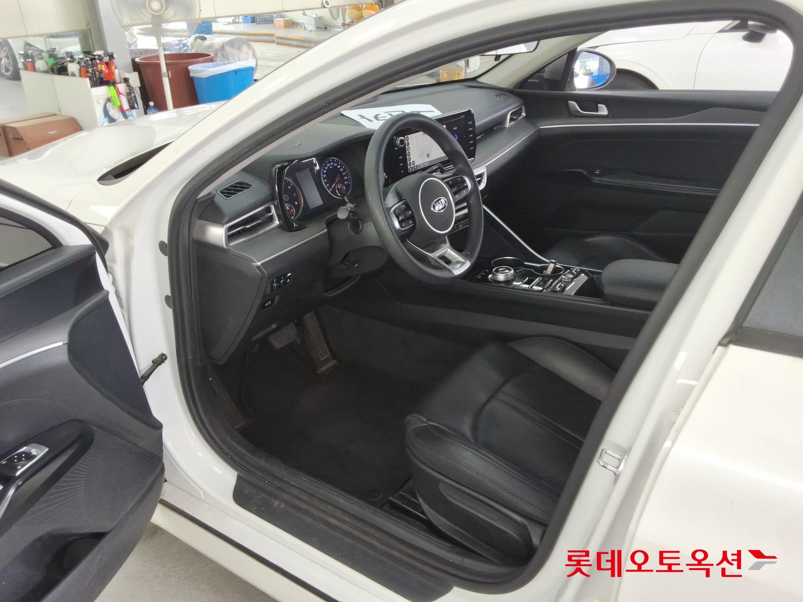 2020 - kia k5