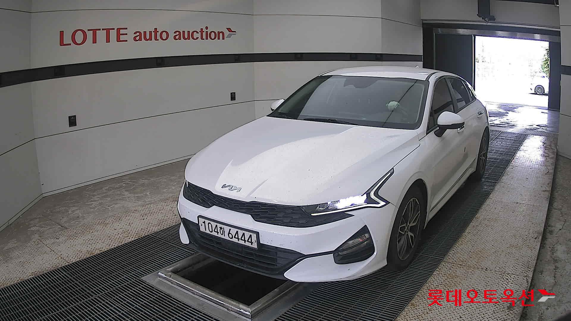 2020 - kia k5