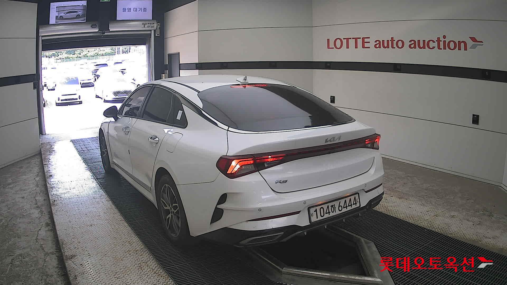 2020 - kia k5