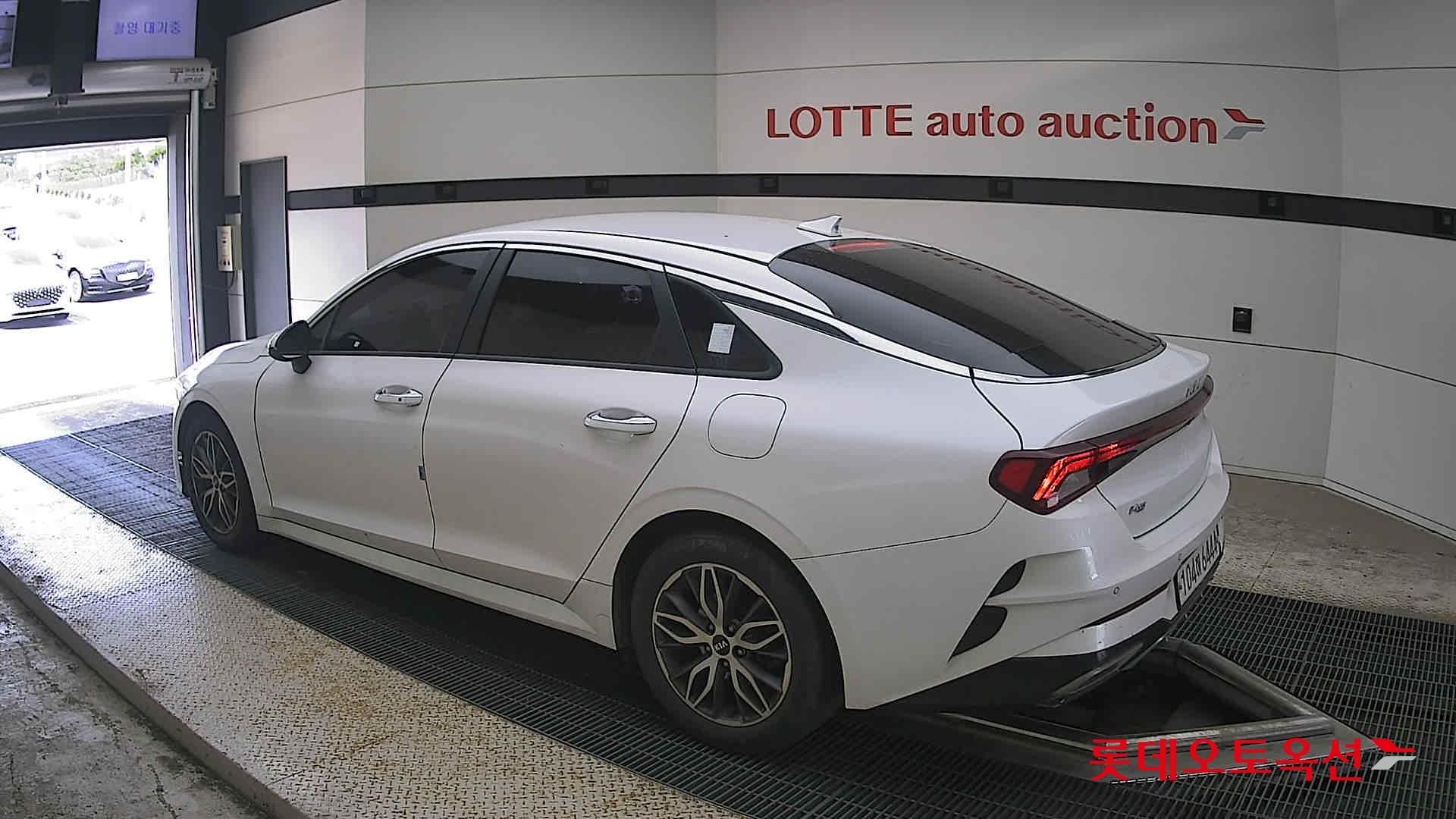 2020 - kia k5