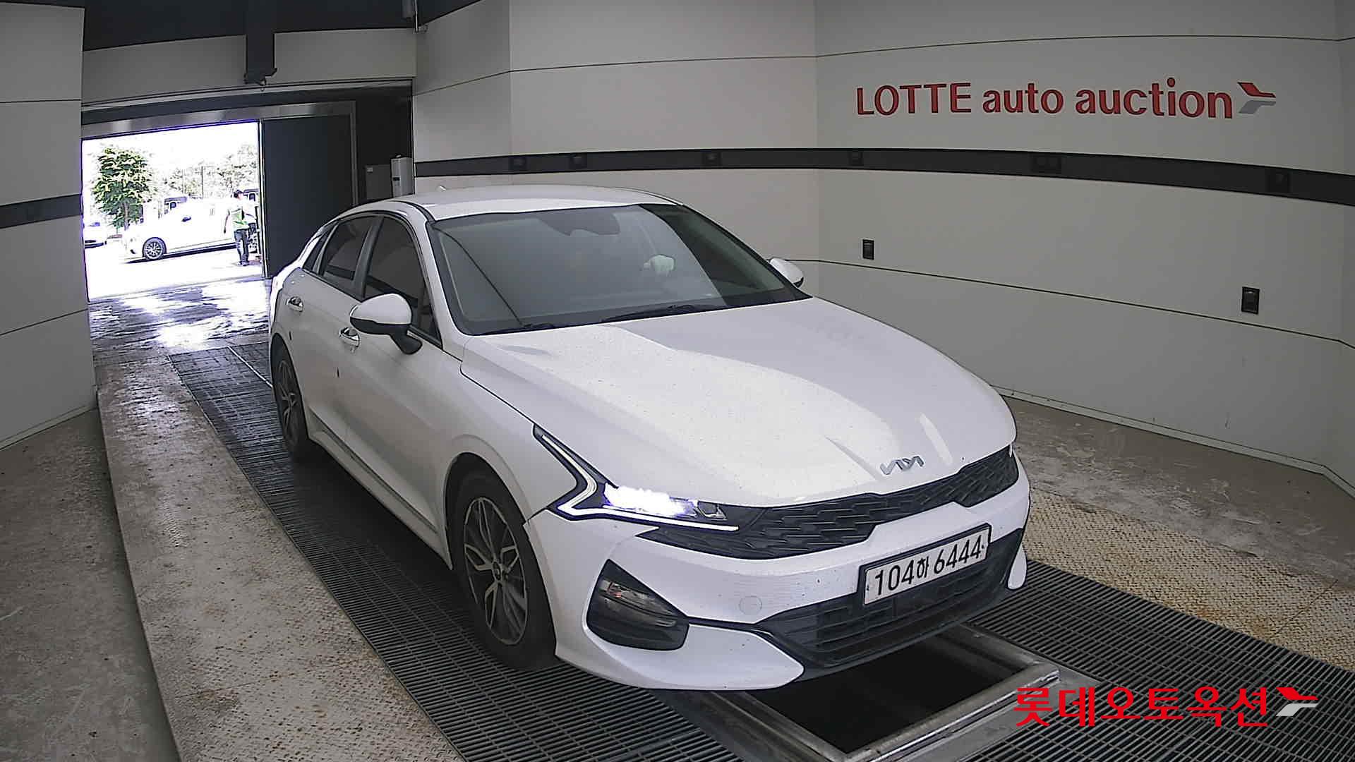 2020 - kia k5