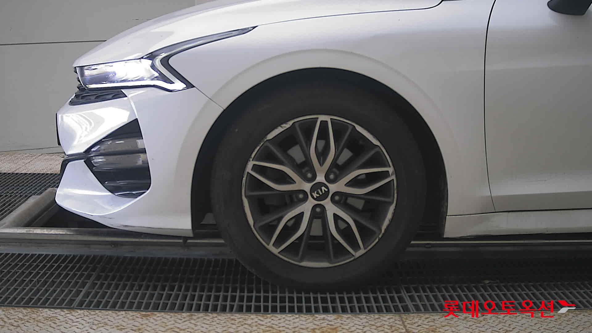 2020 - kia k5