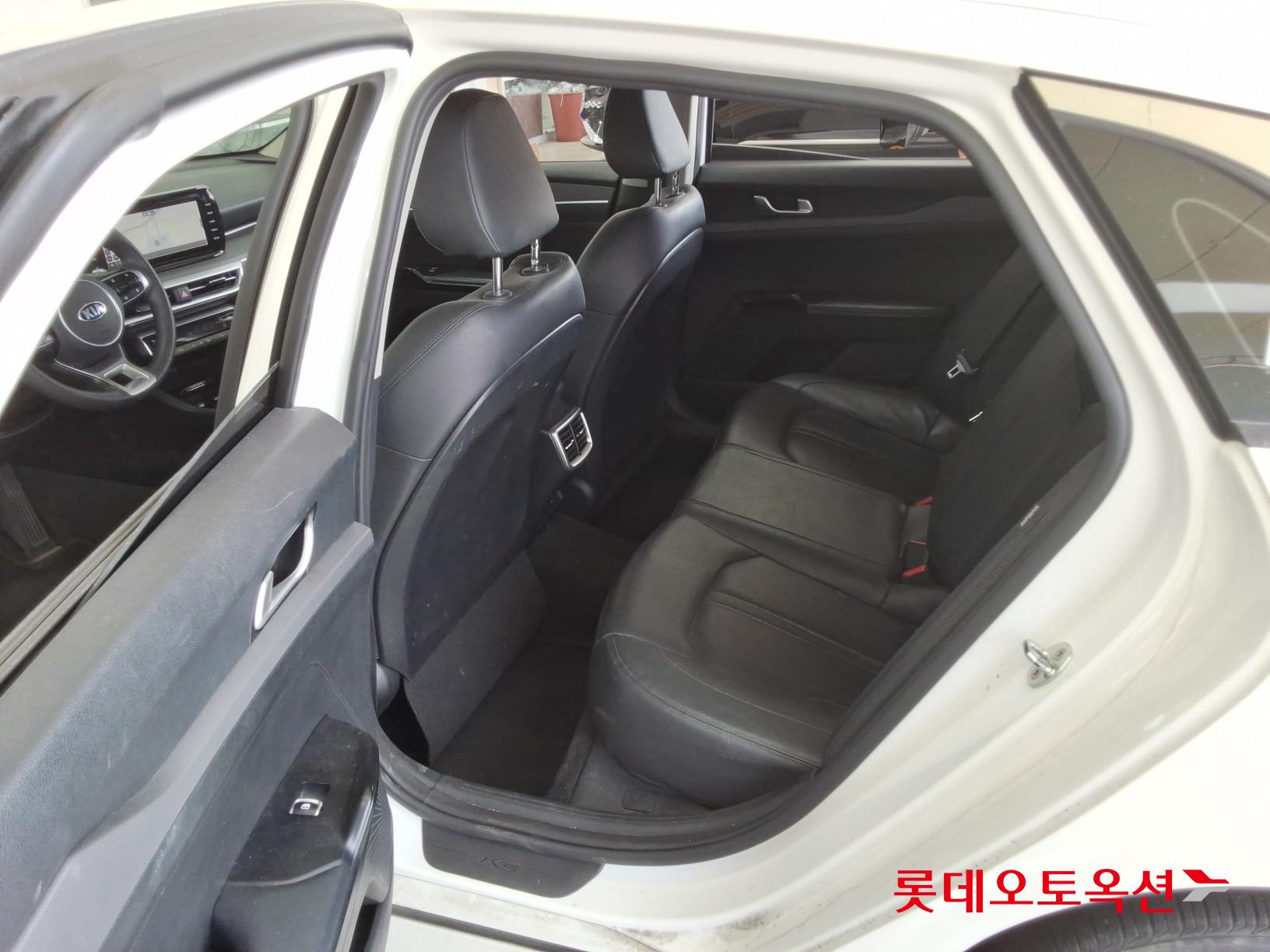 2020 - kia k5