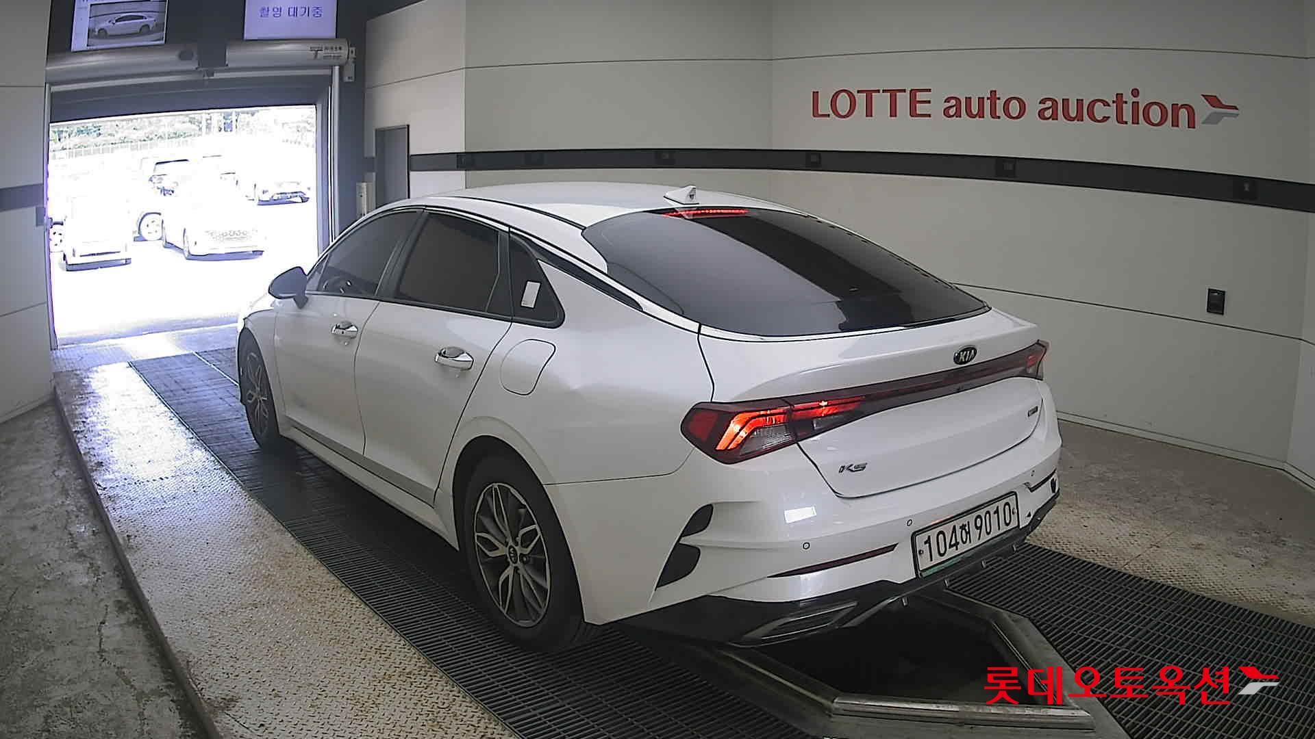 2020 - kia k5