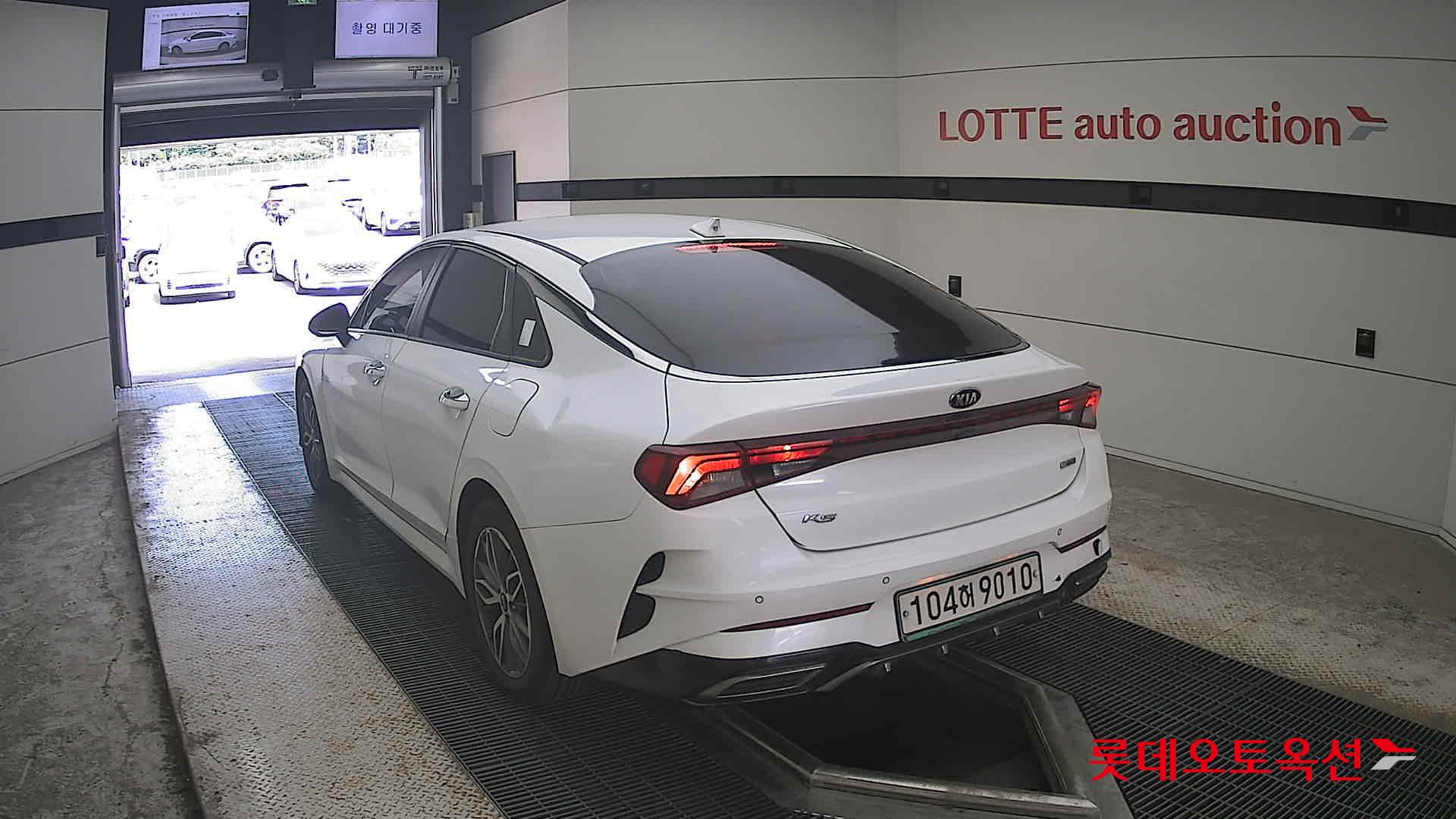 2020 - kia k5
