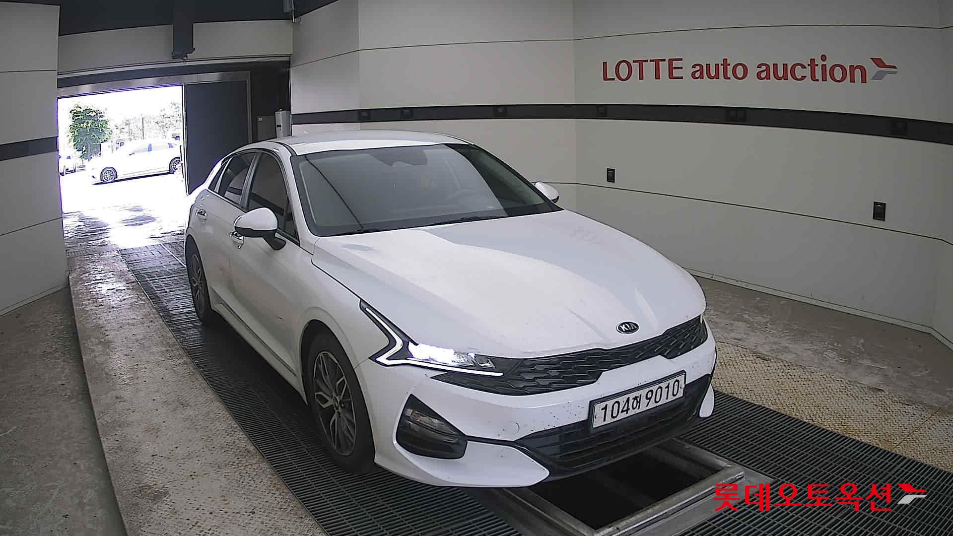 2020 - kia k5