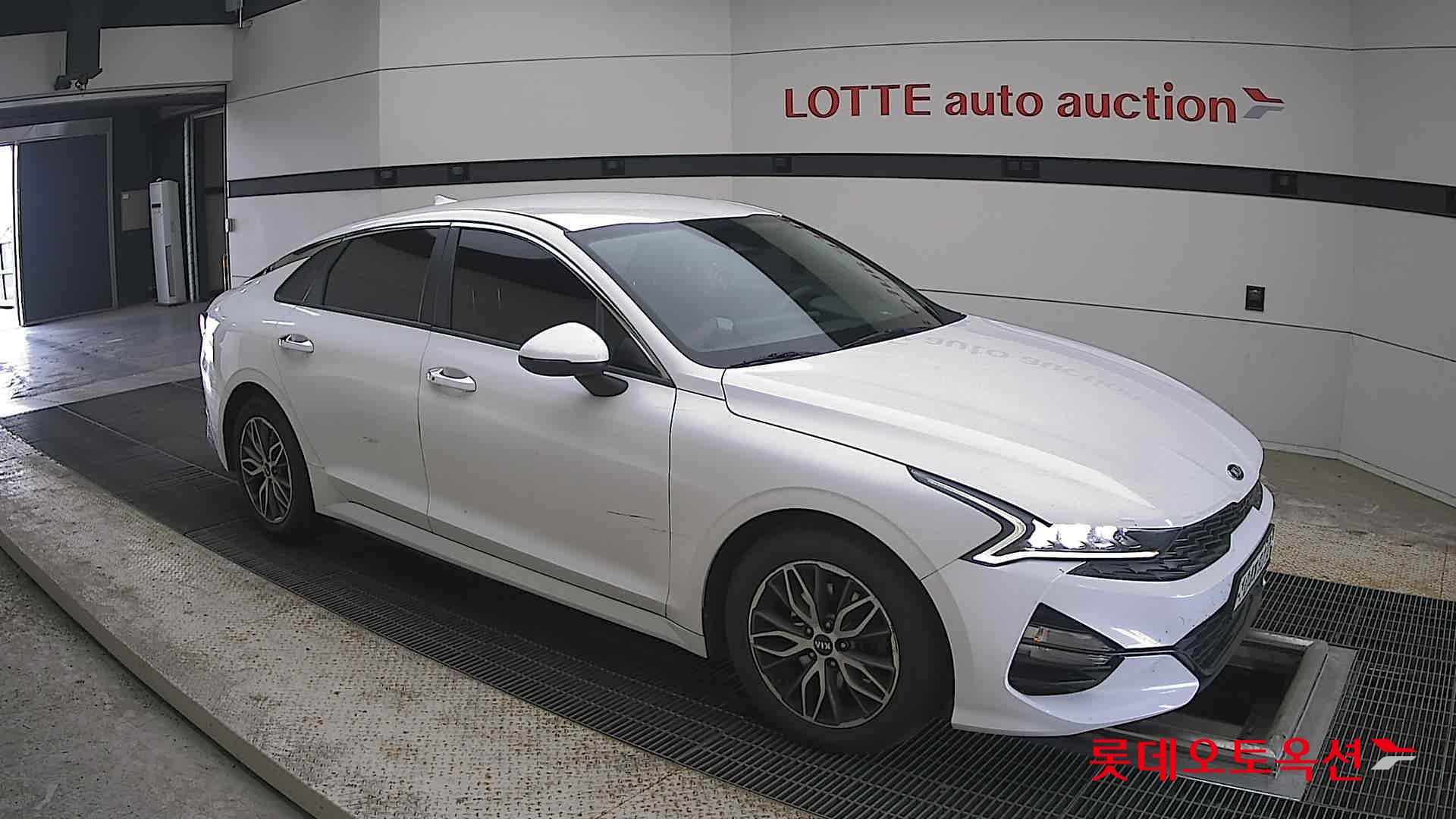 2020 - kia k5