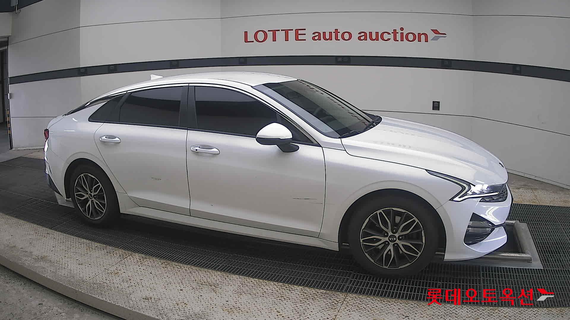 2020 - kia k5