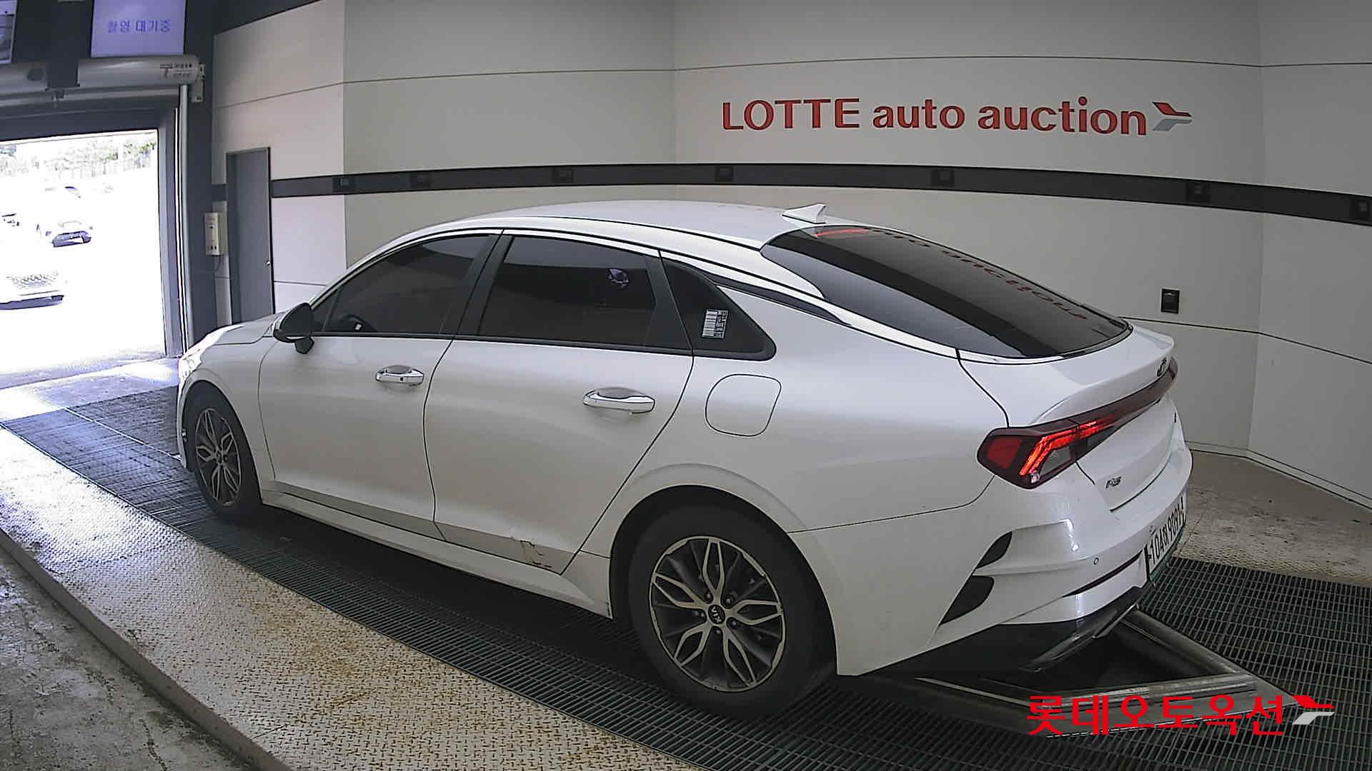 2020 - kia k5