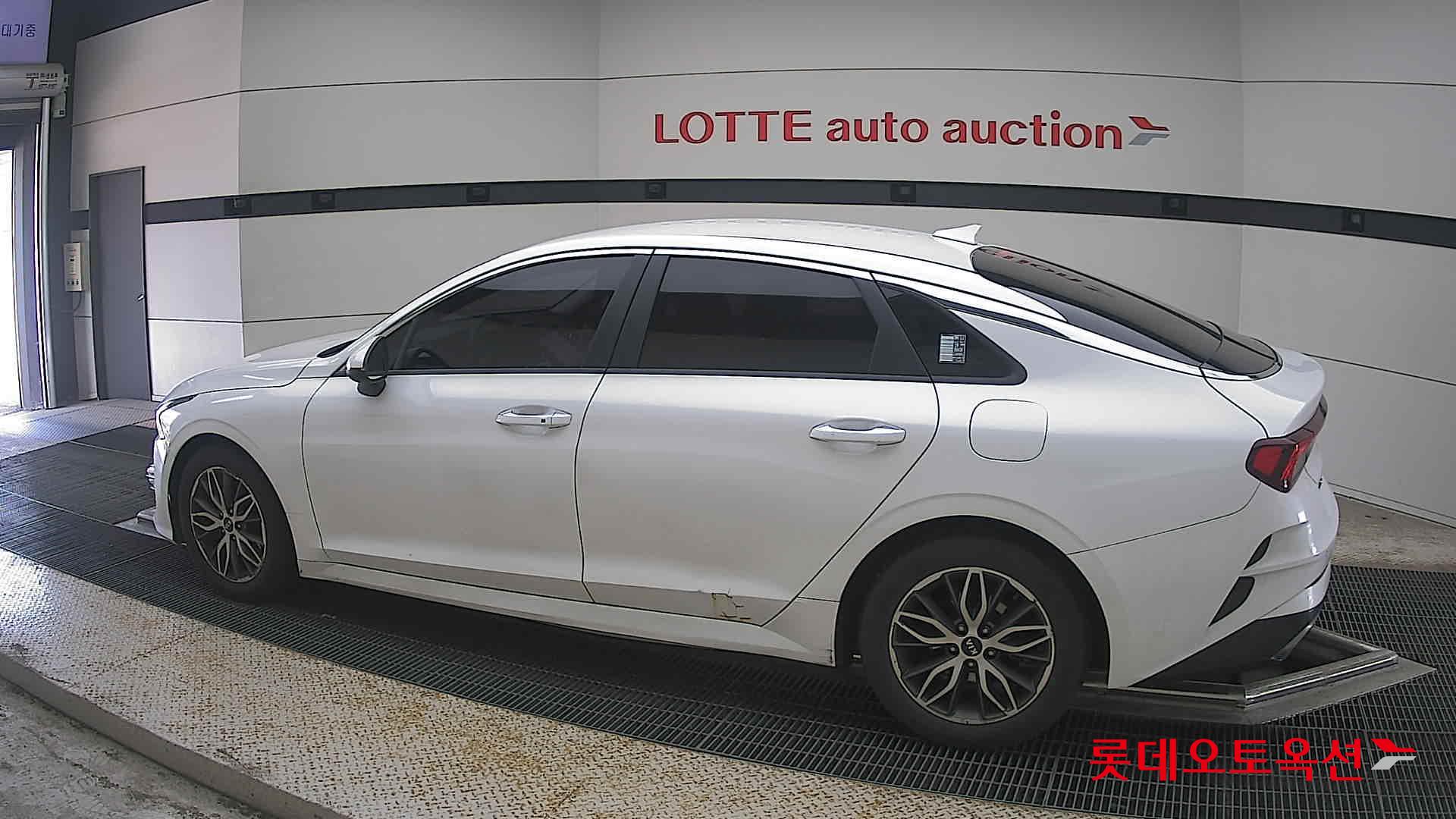 2020 - kia k5