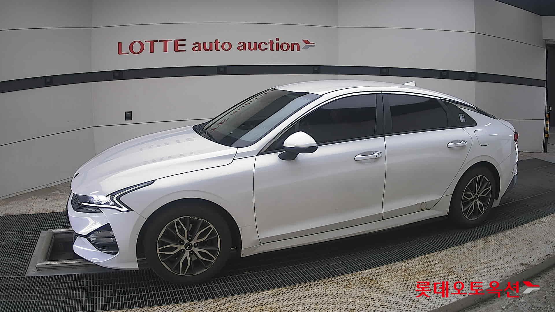 2020 - kia k5