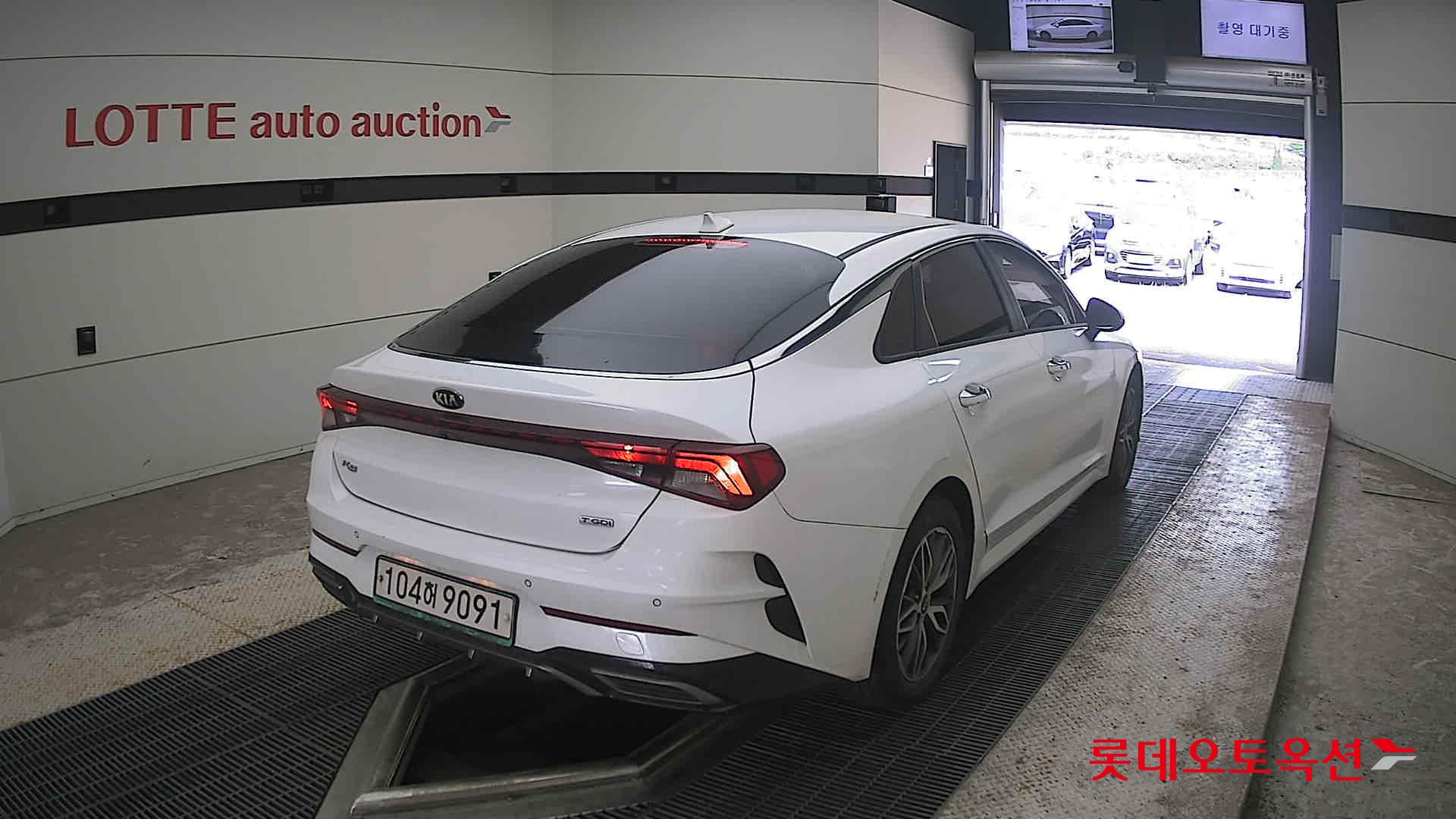 2020 - kia k5