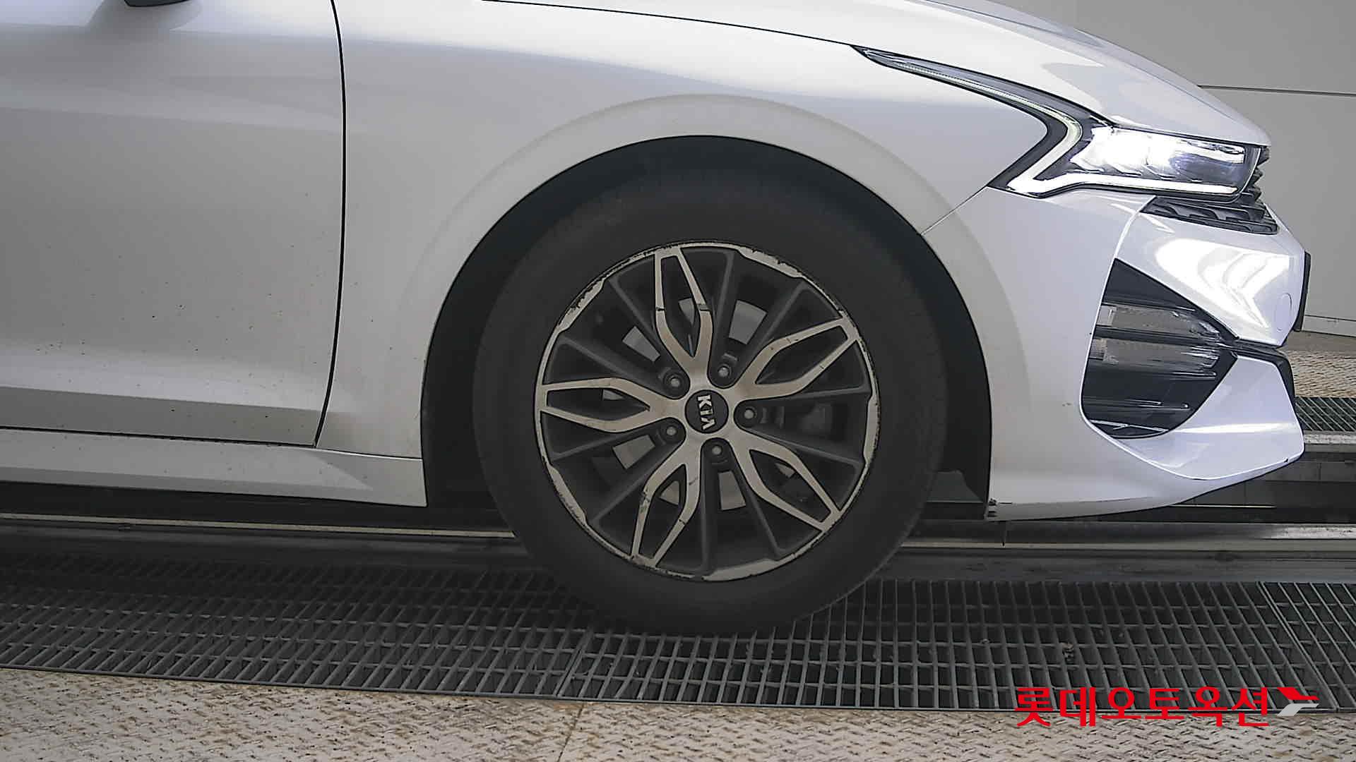 2020 - kia k5