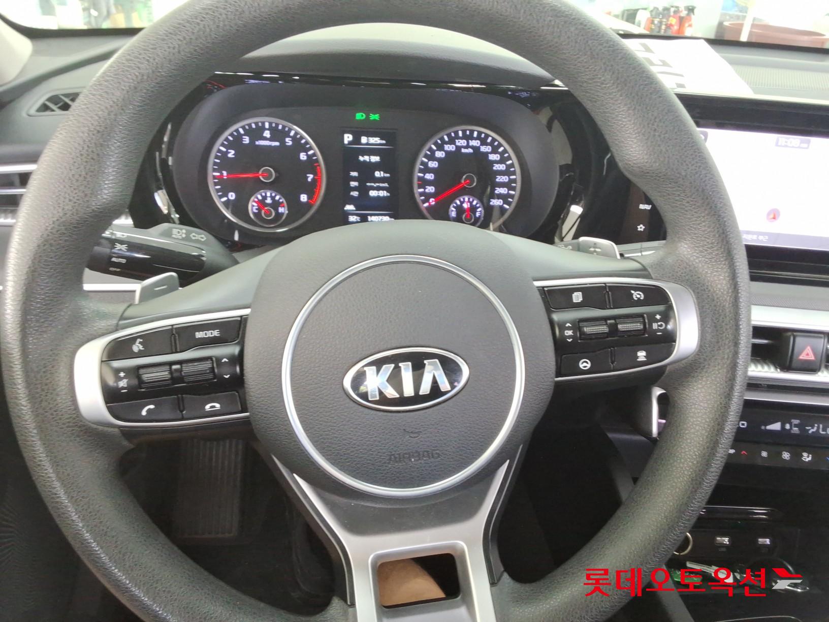 2020 - kia k5