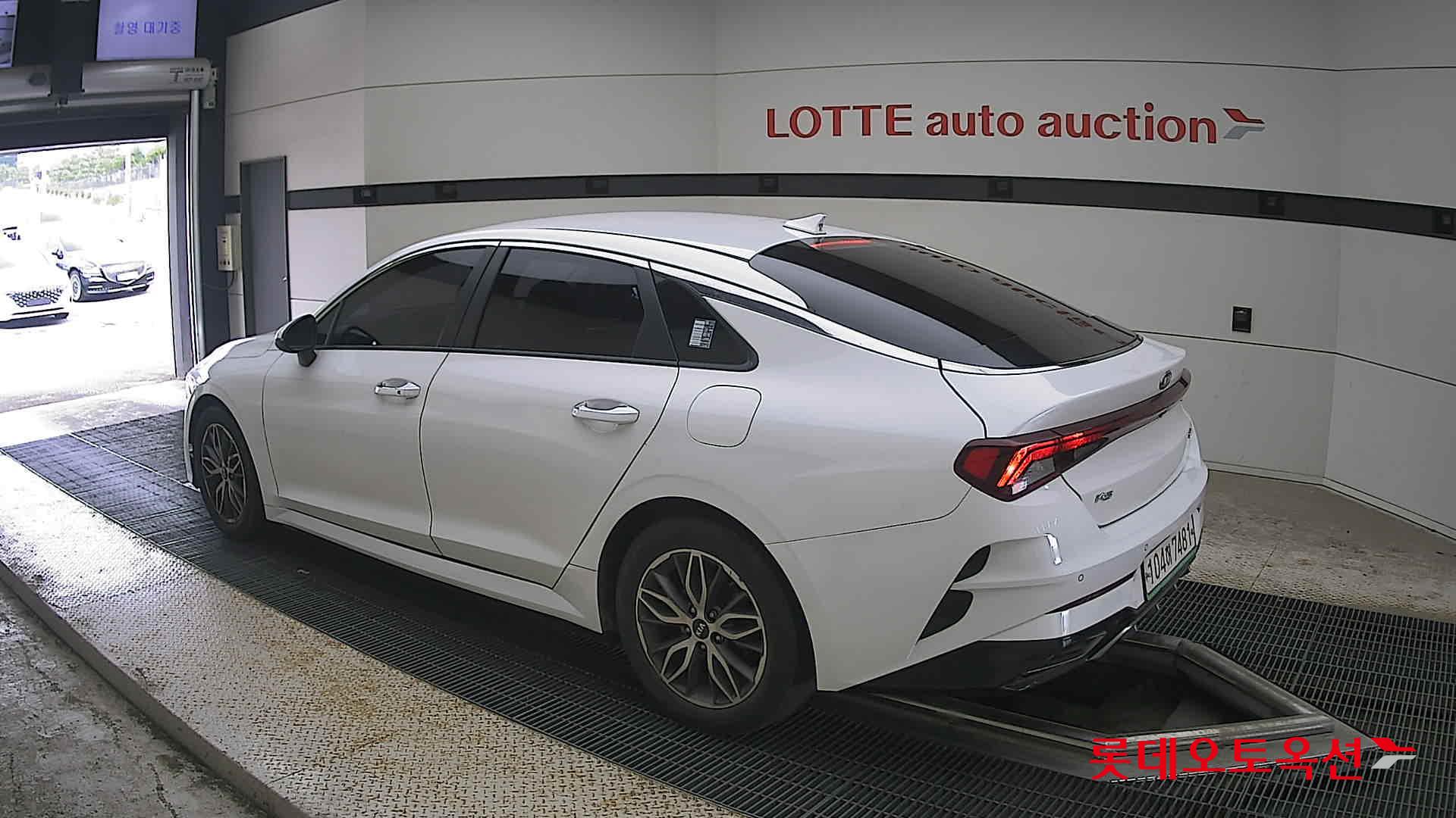 2020 - kia k5
