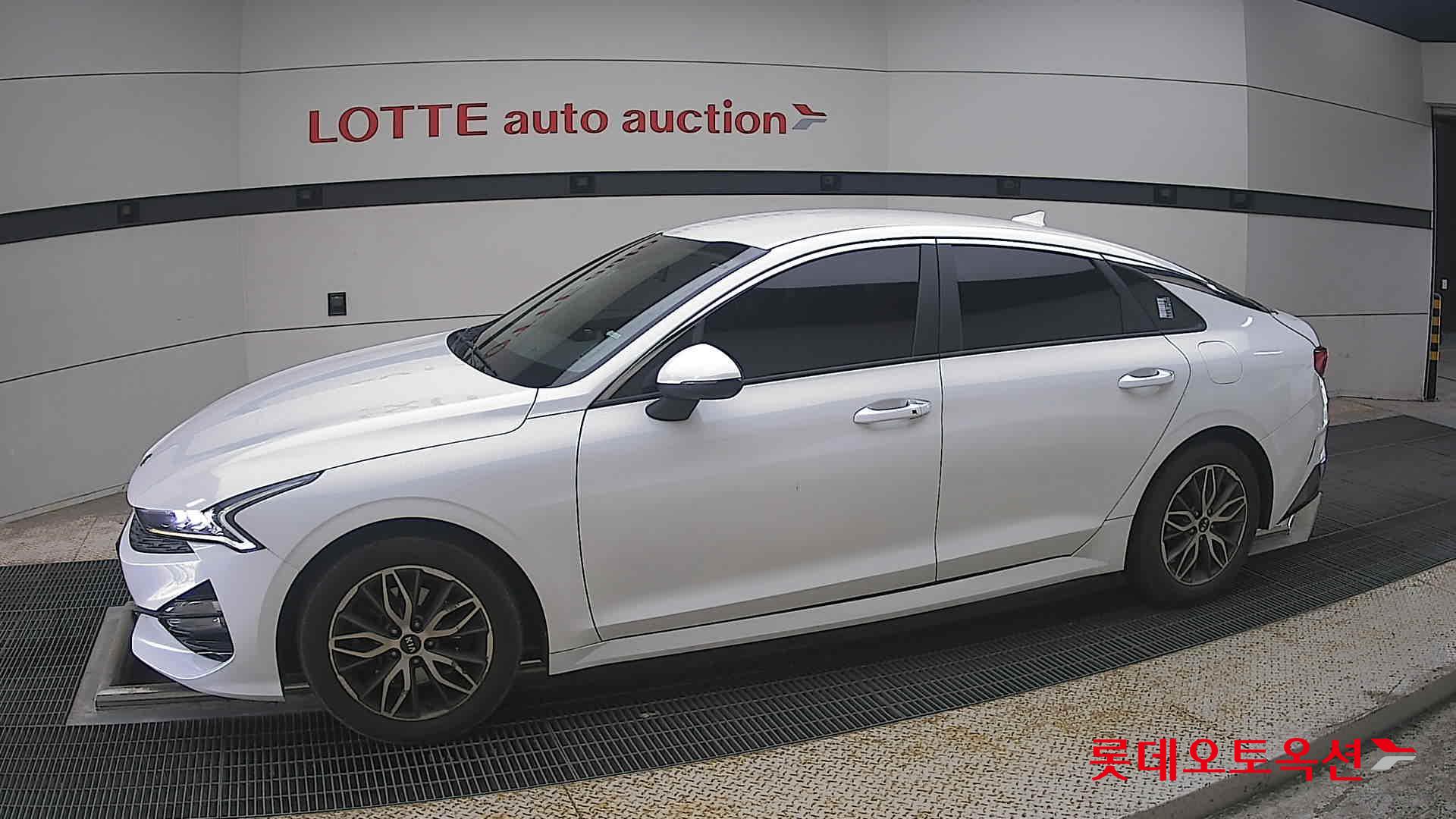 2020 - kia k5